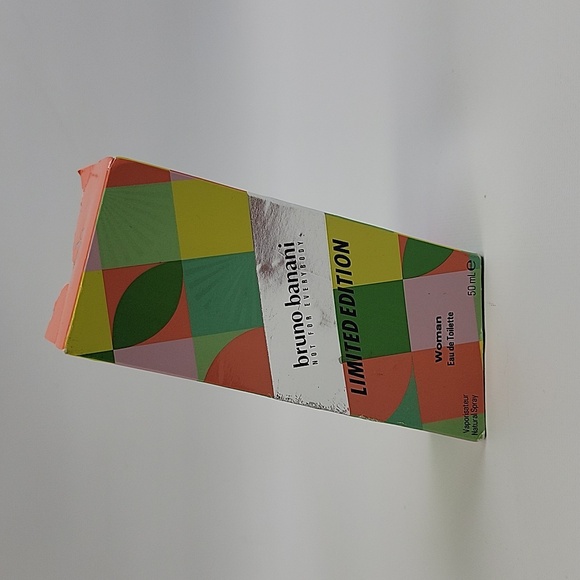 Not for Everybody Daring Woman Eau de Toilette Natural Spray by Bruno Banani - Picture 1 of 5